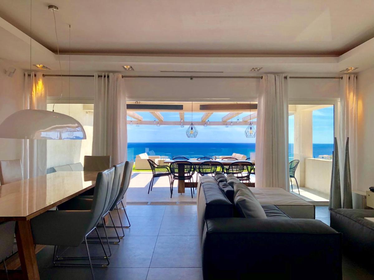 Vue Panoramique Sur La Baie De St Tropez Βίλα Les Issambres Εξωτερικό φωτογραφία